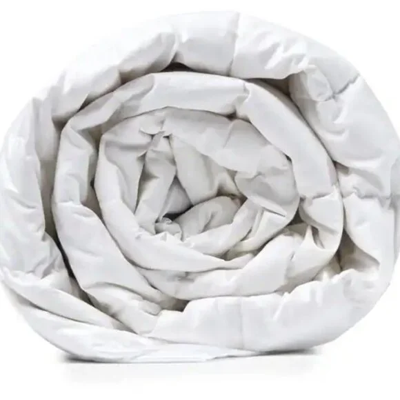 1221 BEDDING - Oversized Down Blanket - Queen - White - 104" W X 94" L X 1" H - Picture 3 of 3